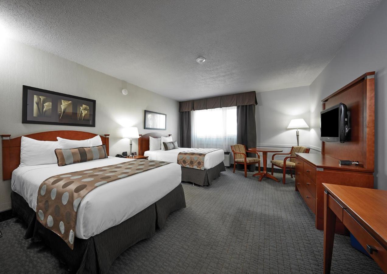 Quality Inn Rouyn-Noranda Exterior foto