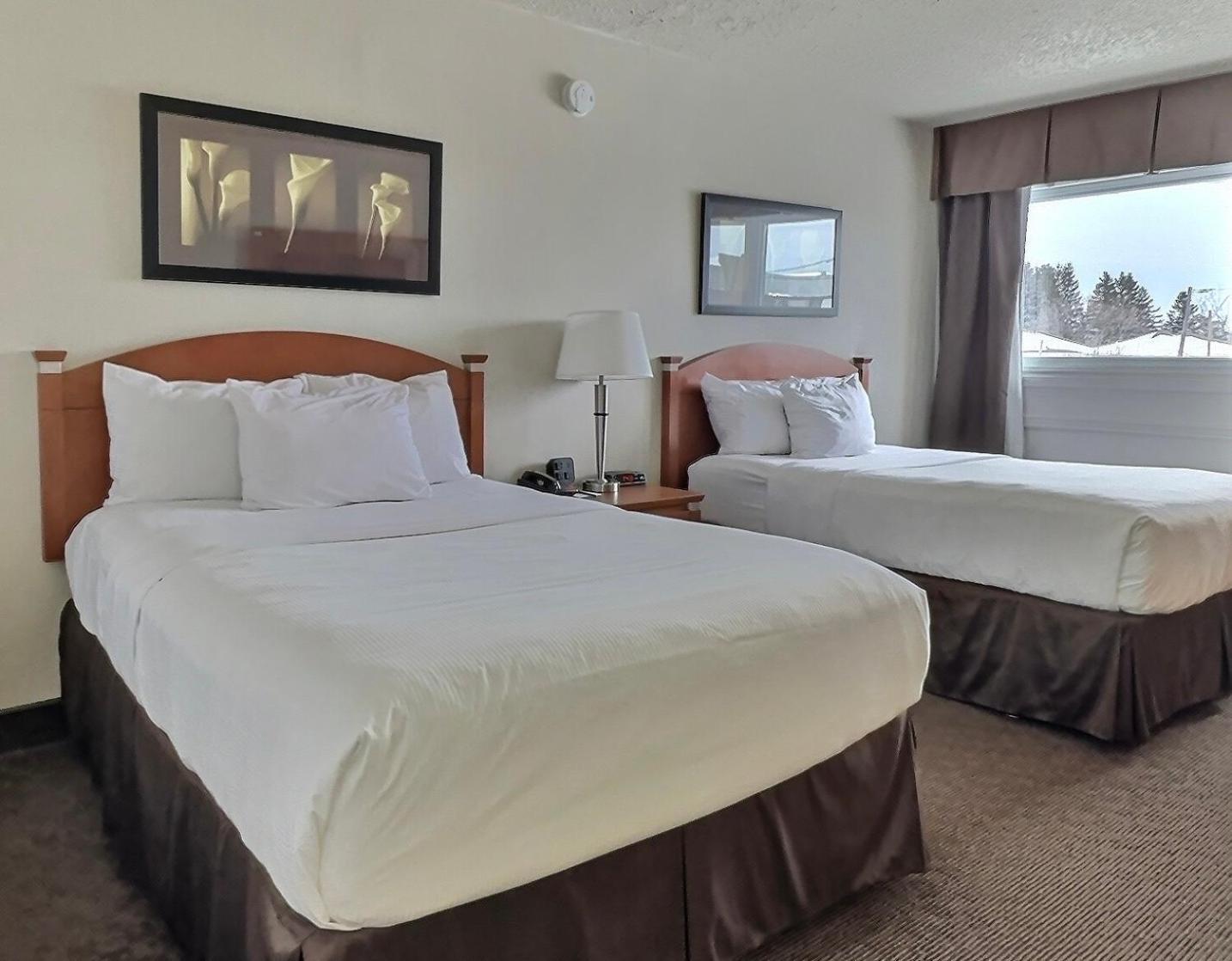 Quality Inn Rouyn-Noranda Exterior foto